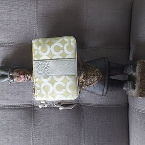 🆕️ NWT Coach Signature Collection Wristlet / Wallet
